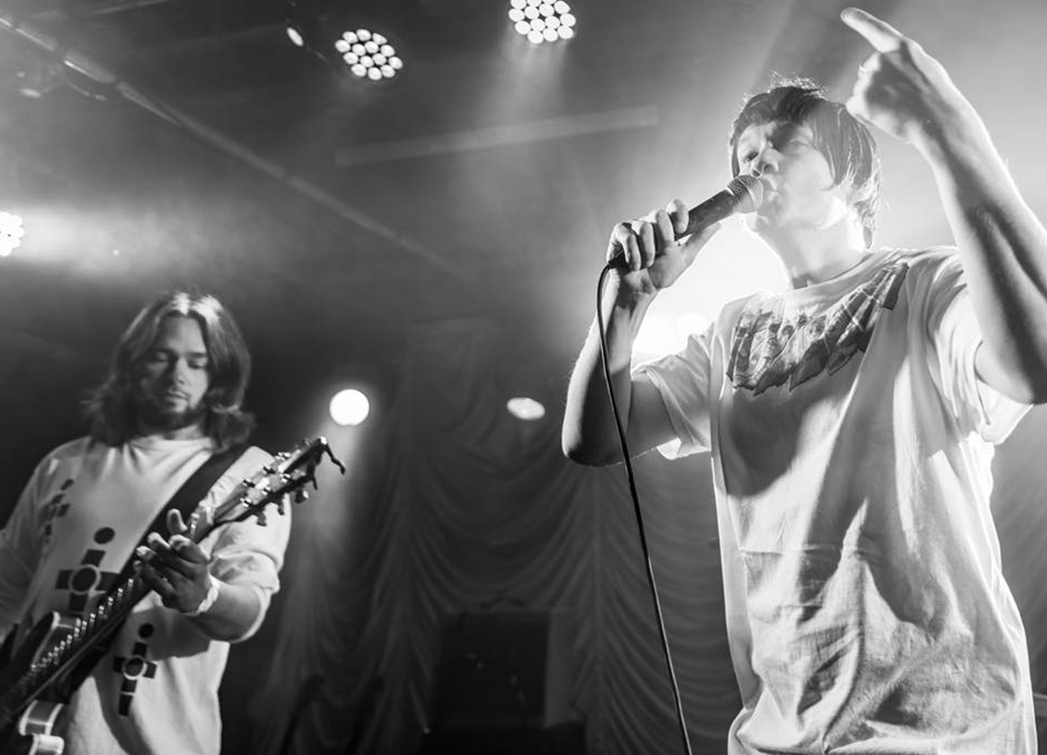 Total Stone Roses plus Oaysis - (Mexborough Gorilla Beer Hall)