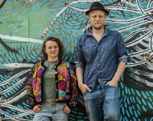 HANNAH JAMES & TOBY KUHN